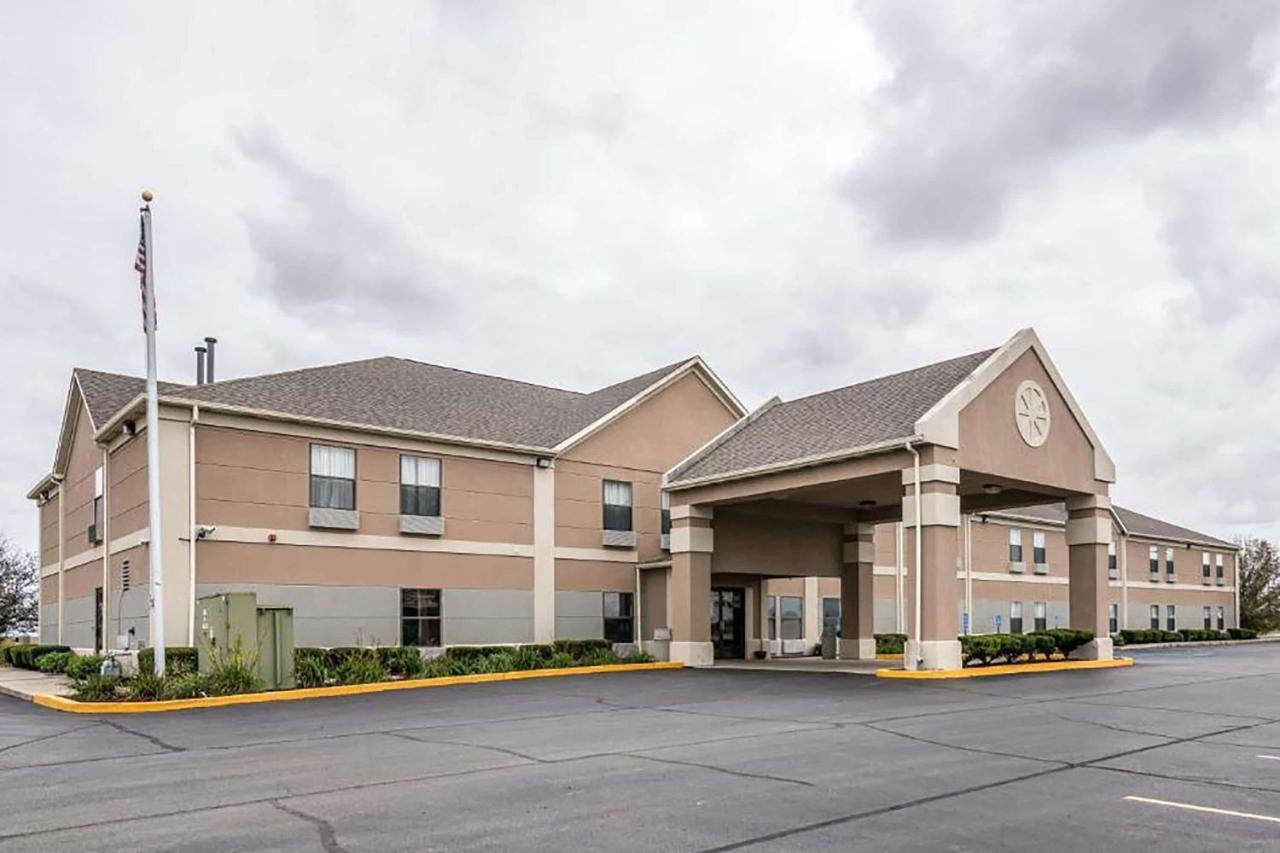 Days Inn By Wyndham Kentland Eksteriør bilde